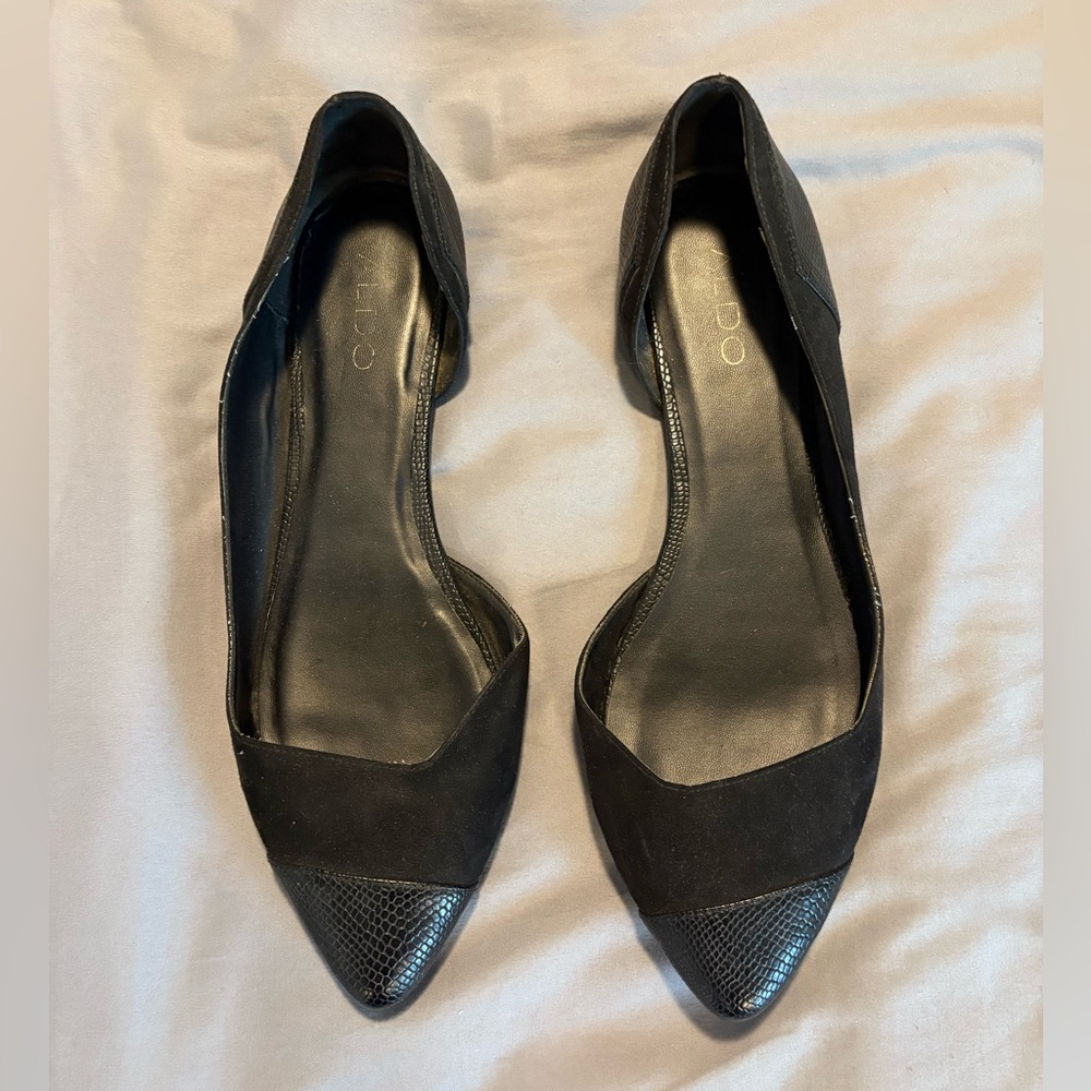Aldo pointed toe black flats